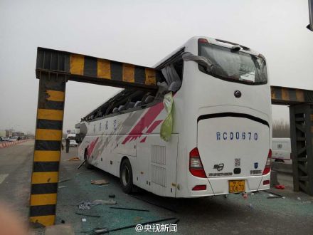 天津武清区境内发生交通事故致2人死亡多人受伤