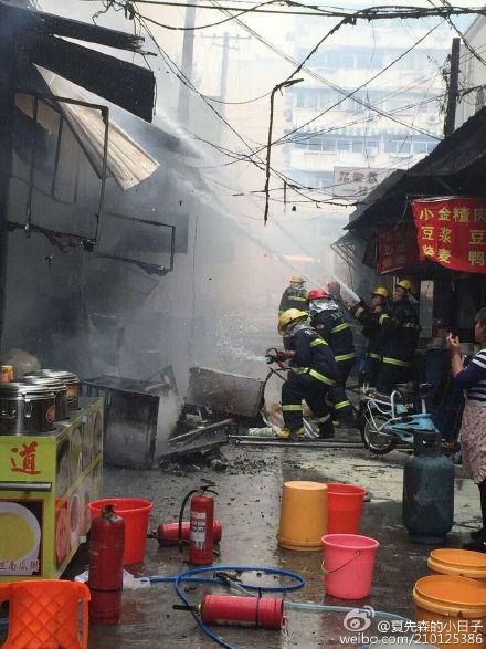安徽芜湖私人餐馆发生液化气爆炸 已致17死