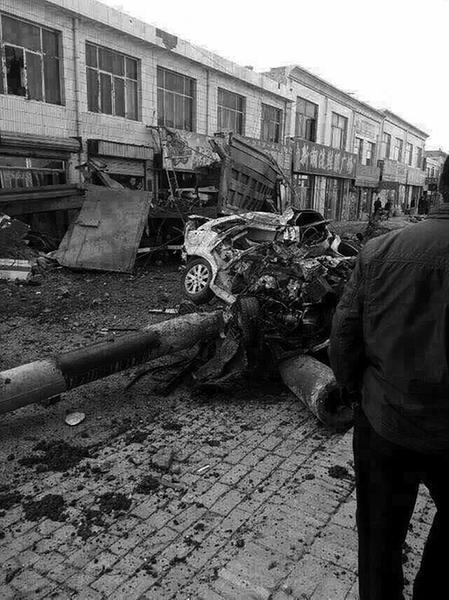 陕西发生重大交通事故 货车失控致3死4伤