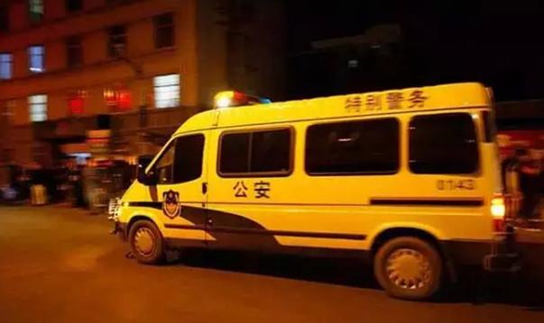 习近平：把人民群众生命安全身体健康放第一位