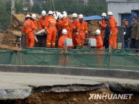 反思杭州地铁工地坍塌事故:民生工程 安全才长久